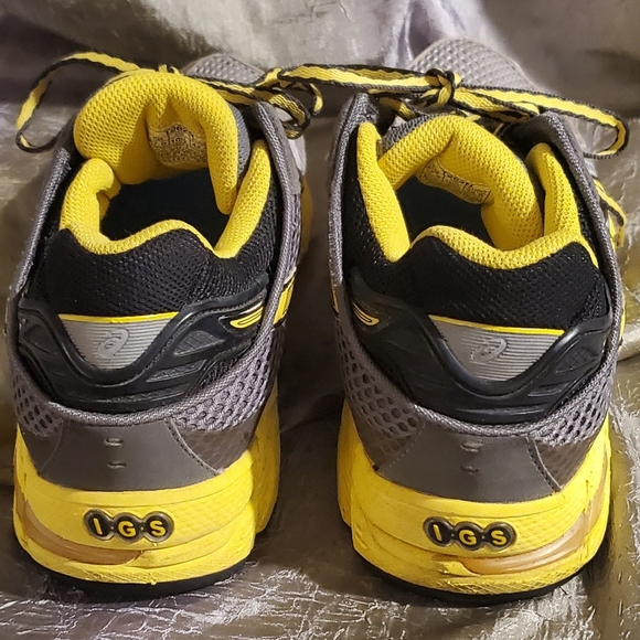 ASICS LADY GEL-DS TRAINER 17 SHOES 10.5 US 42.5 EUR - Picture 3 of 8